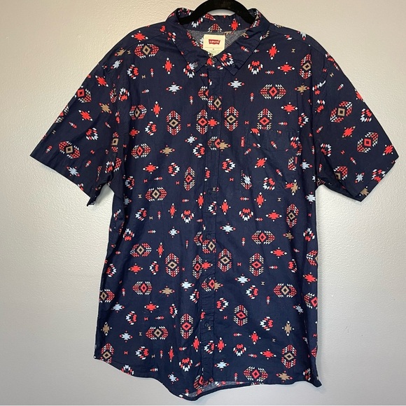Levi's Other - Levi's Men short sleeve Aztec Southwestern button up shirt XL